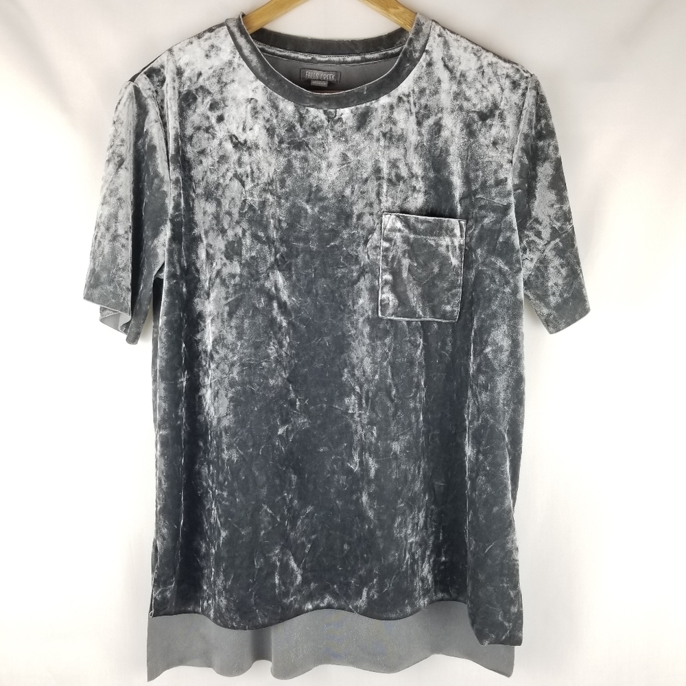 🌺2 for $20 Falls Creek Velvet Short Sleeve Top - Picture 1 of 7